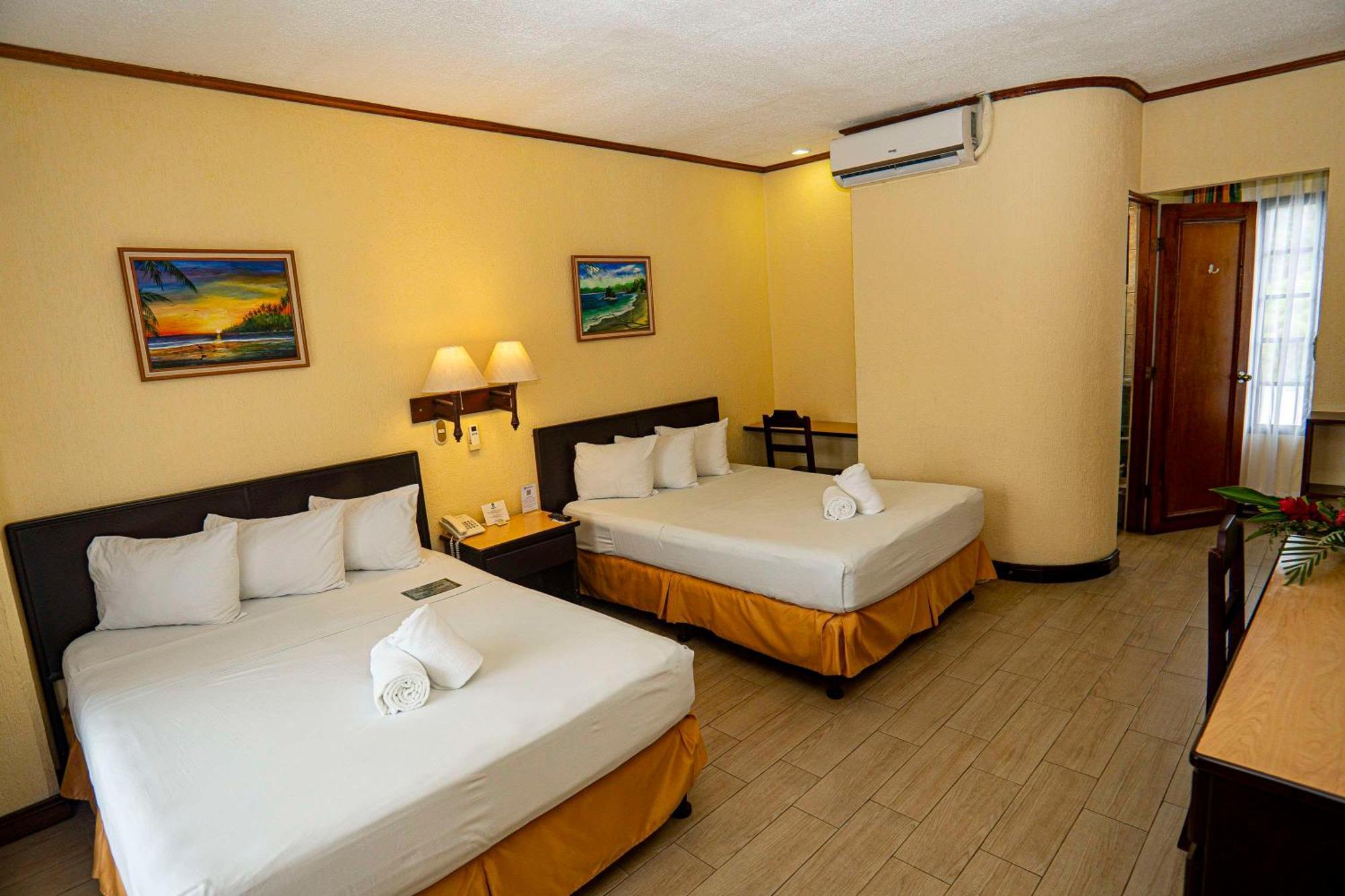 Best Western Hotel & Casino Kamuk Manuel Antonio Exterior photo